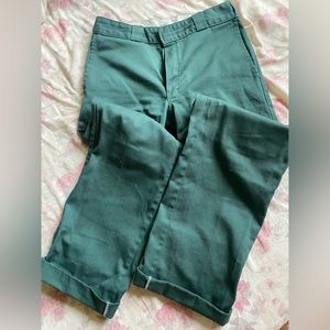 Dickies 874 pants in green